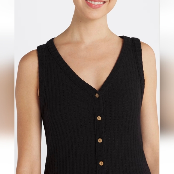 Gilli - Button Front Ribbed Knit Tank - Picture 2 of 6